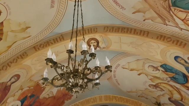 Самый старый из действующих храмов Крыма в Долине Коз. смотреть онлайн