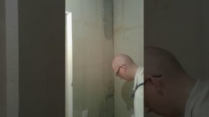 Как правильно штукатурить стену гипсовой штукатуркой своими руками?