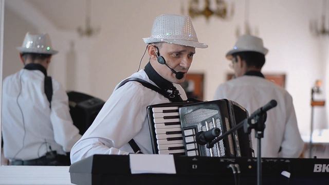 ZESPÓŁ APLAUZ DANCE - ODDAM CI WSZYSTKO - COVER - VIVAT смотреть онлайн