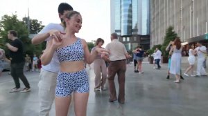 Сальса. Опен эйр на Красной в Краснодаре #сальса #сальсакраснодар #танцы #танцывкраснодаре