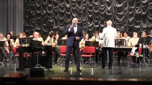 Л. Рид. Прощальный вальс. Исполняет Алексей Крыжановский