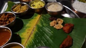 ТХАЛИ - индийский комплексный обед