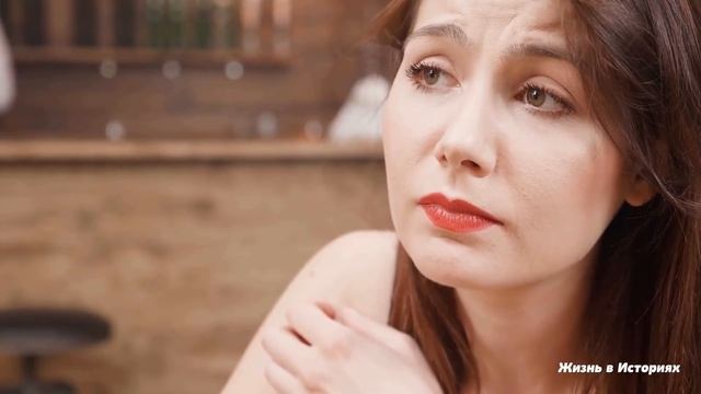 Женщина спасла бедного малыша из-под колёс поезда. В корзинке была шокирующая записка. смотреть онлайн