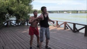 Освобождение от удушающего приема сзади