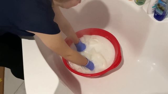 ПОСЫЛКА ОТ ПОДПИСЧИКОВ! ВЫ НЕ ПОВЕРИТЕ, НО ЭТО СРЕДСТВО ОТМЫВАЕТ ВСЕ ДО БЛЕСКА! ЖИЗНЬ ПРОСТЫХ ЛЮДЕЙ смотреть онлайн