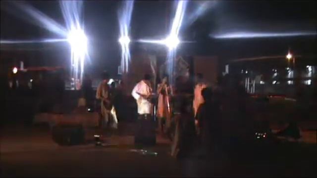 AADU PAMBE \m/ смотреть онлайн