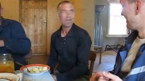 Похмелье. Руки трясутся.