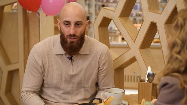 Выпуск #1 Янис Кайшев про бизнес, факапы и место "сладкого" в семье