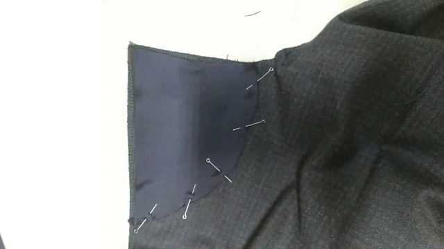 Ткань брюк протирается между ног. смотреть онлайн