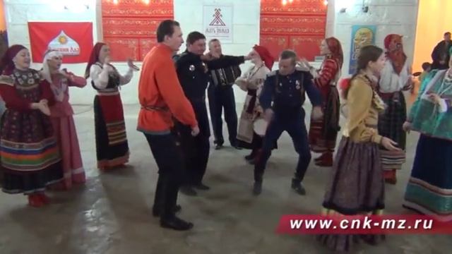 Фольклорный ансамбль "Россияночка", плясовая "Хведора"