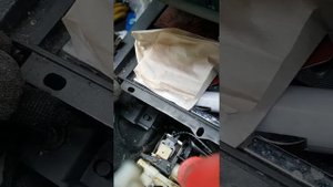 Touareg Diagnosis of Key Stuck in Ingnition and Move Selector Lever To Position P Park