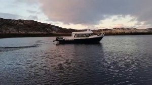 Морской катер Ямал