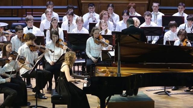 Мгкми им шопена. Колледж им шопена москва. Афиша московской консерватории концерт класса. Международный конкурс имени ф шопена и его лауреаты. Московский колледж шопена.