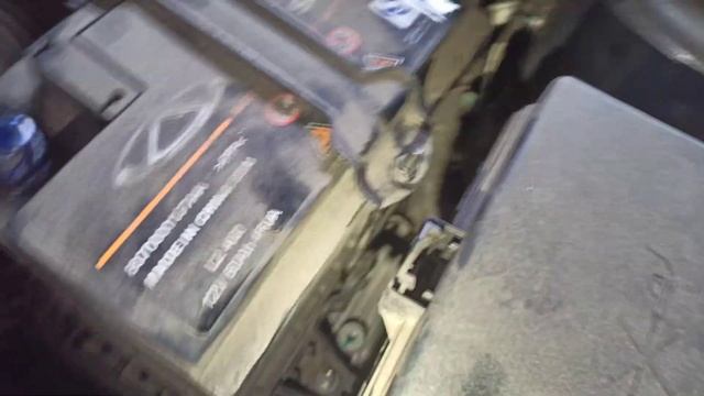 Замена лампы ближнего света Tiggo 4. смотреть онлайн