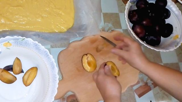 Пирог со сливами. Нереально вкусный!