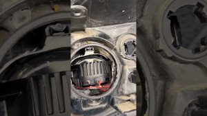 Renault Sandero установка светодиодных линз AoZoom A3+ 2023