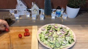 Вкусный Салат С Тунцом, Креветками  И Овощами?