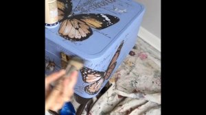 How To Upcycle A Suitcase Into A Table