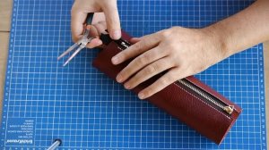 Делаем пенал (косметичку) из кожи своими руками. Бесплатная выкройка. Free PDF pattern.