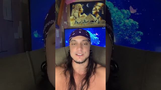 Почему Девушки Сливаются Перед Свиданием. Стрим В Тик Токе смотреть онлайн