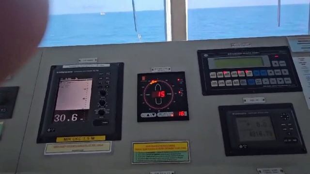 Оборудование мостика морского судна смотреть онлайн