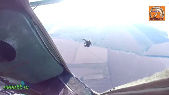 Прыжки с парашютом 16.08.14 Кумертау смотреть онлайн