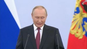 Подписание договоров о принятии новых регионов в состав России.
