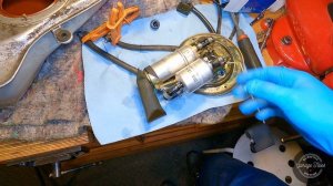 BMW R1150GS Full Service Video4 - Fuel Filter Replacement