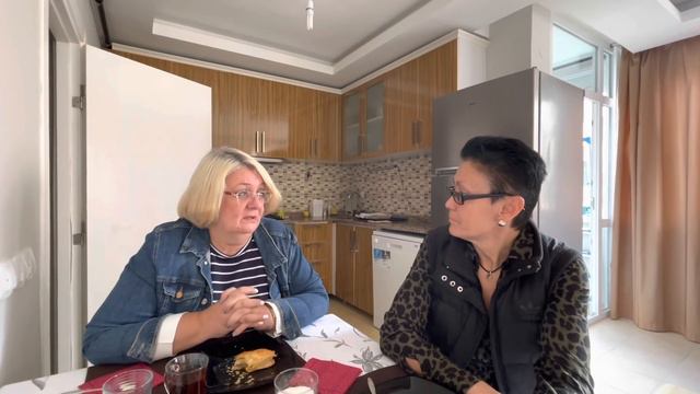 КАК ЖИВЕТ ПЕНСИОНЕРКА ИЗ МОСКВЫ В АНТАЛИИ смотреть онлайн