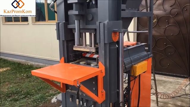 Пресс для производства ЛЕГО блоков. Press for the manufacture of LEGO blocks смотреть онлайн