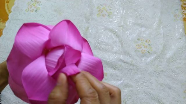 วิธีพับดอกบัวเหมือนดอกกุหลาบ#EP1 смотреть онлайн