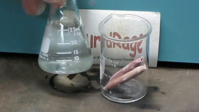 Три способа получения азотной кислоты [NurdRage] смотреть онлайн