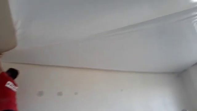 Натяжные потолки, Жарим в день рождение смотреть онлайн