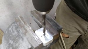 НЕ ВЗДУМАЙ выбрасывать сломанный метчик!КЛАССНАЯ и ПРОСТАЯ самоделка своими руками!