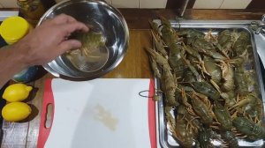 Секрет чистки сырых раков. Просто и быстро. Чистый рак.
