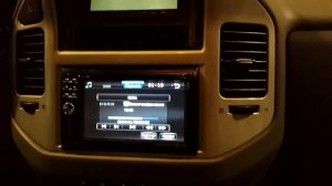 Установка на Митсубиси Паджеро 3 2 дин магнитолы