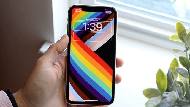 How To Change Wallpaper On iOS 16! смотреть онлайн