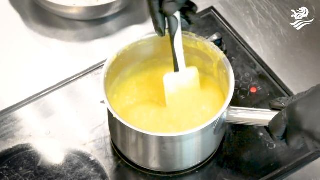 Сметанный мусс с лимонным кремю смотреть онлайн