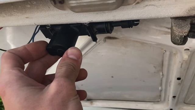 УСТАНОВКА КНОПКИ БАГАЖНИКА НА ВАЗ-2107 смотреть онлайн