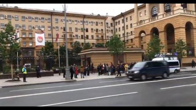 Страна-изгой, слушай что говорят роботы! Боты слушай! смотреть онлайн