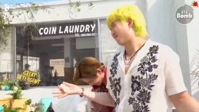 Ничего особенного, просто миллионеры дерутся за мороженку... смотреть онлайн