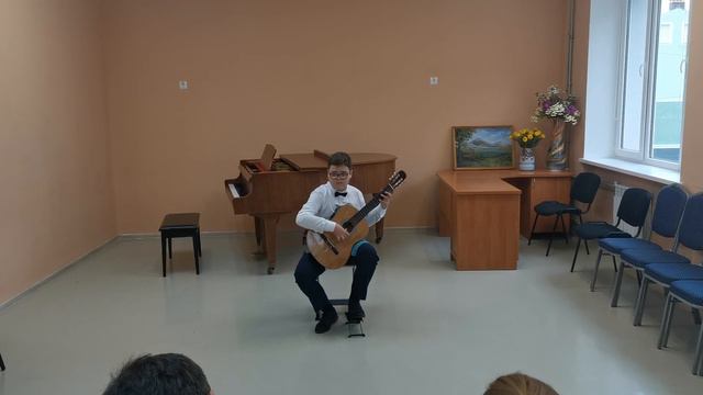А. Иванов-Крамской "Русский напев", Е. Крылатов "Прекрасное далёко" исп Антон Мубаракшин