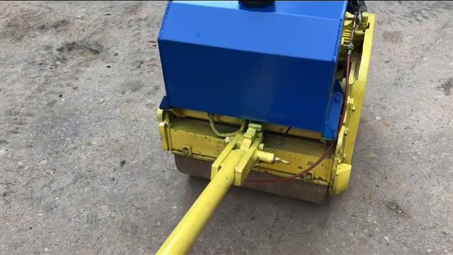 Японский Ручной виброкаток Bomag 650 кг смотреть онлайн