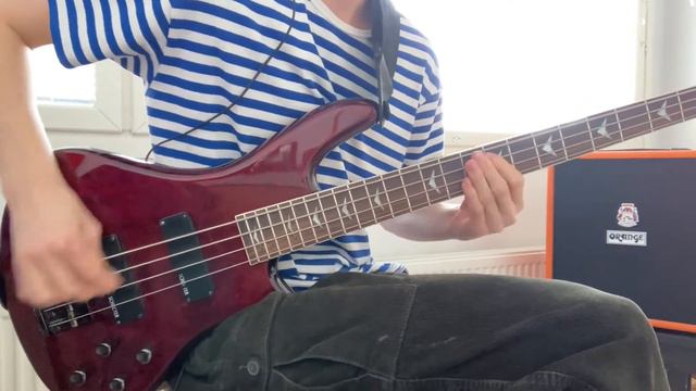 Bass Cover「Flare - Cö Shu Nie」 смотреть онлайн
