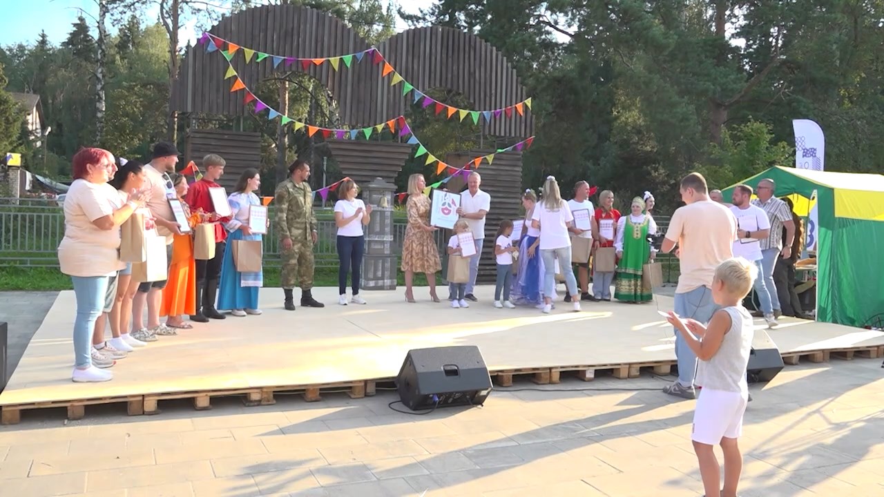 В Мытищах прошел фестиваль народных промыслов и ремесел «Марфинская палитра»