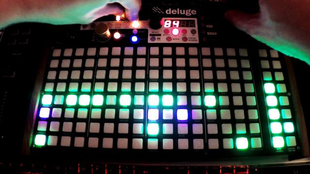 Deluge Standalone Improv Demo 001 (No talk) // Synthstrom Deluge Demo смотреть онлайн