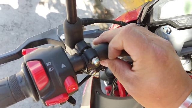 cómo instalar cubrepuños a una moto | handguards a la vortex 250 смотреть онлайн