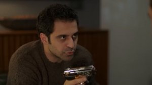 Bambaşka Biri 10. Bölüm