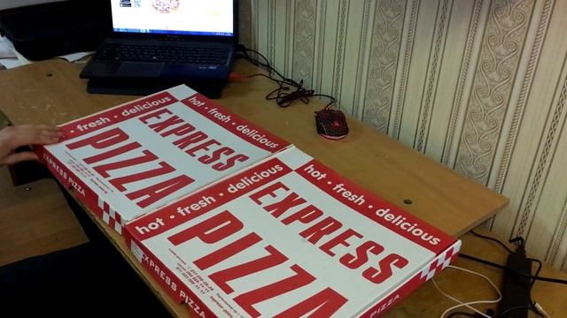 Обзор на пиццу с доставкой . Express-pizza