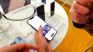 НАШЛА АЙФОН 13 ПРО МАКС! Чуть НЕ ВЫГНАЛИ ИЗ Магазина из-за Обзор IPHONE 13